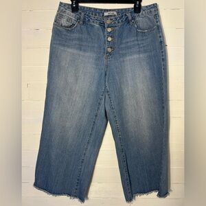 Refuge wide leg denim capri, button up, blue, women’s size 12.